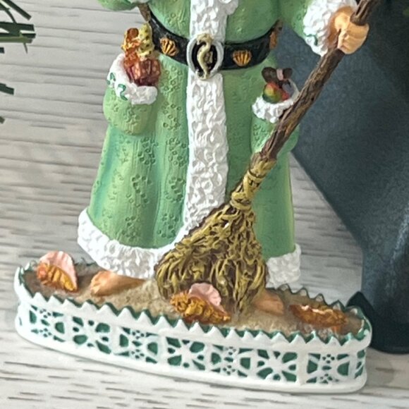 Pipka Stories of Christmas Ornament Caribbean Santa 11441 - Picture 3 of 8